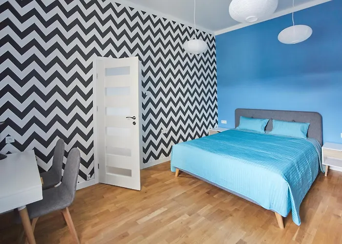 Smart Old Town Apartment